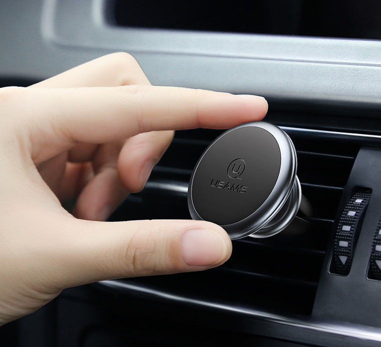 Luxury Phone holder in car